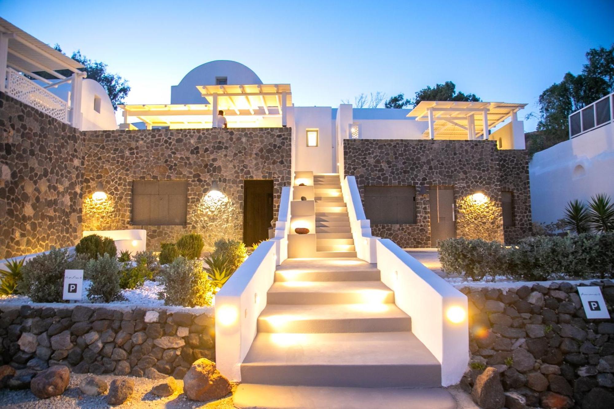 Shades Of White Villas Emporio  Exterior photo